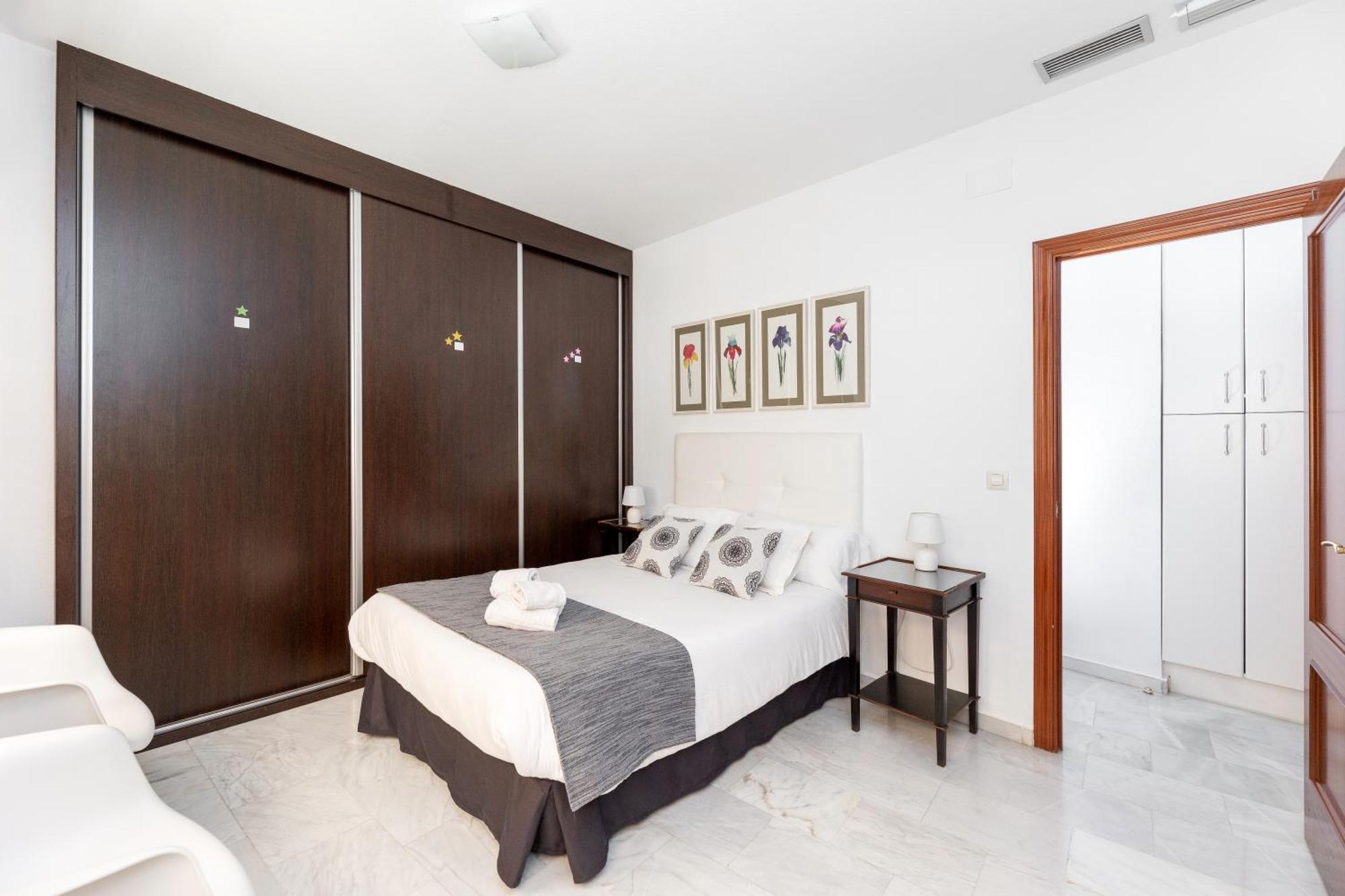 Apartamento Adultos Centro Nueva De La Virgen 2 Free Parking 格拉纳达 外观 照片