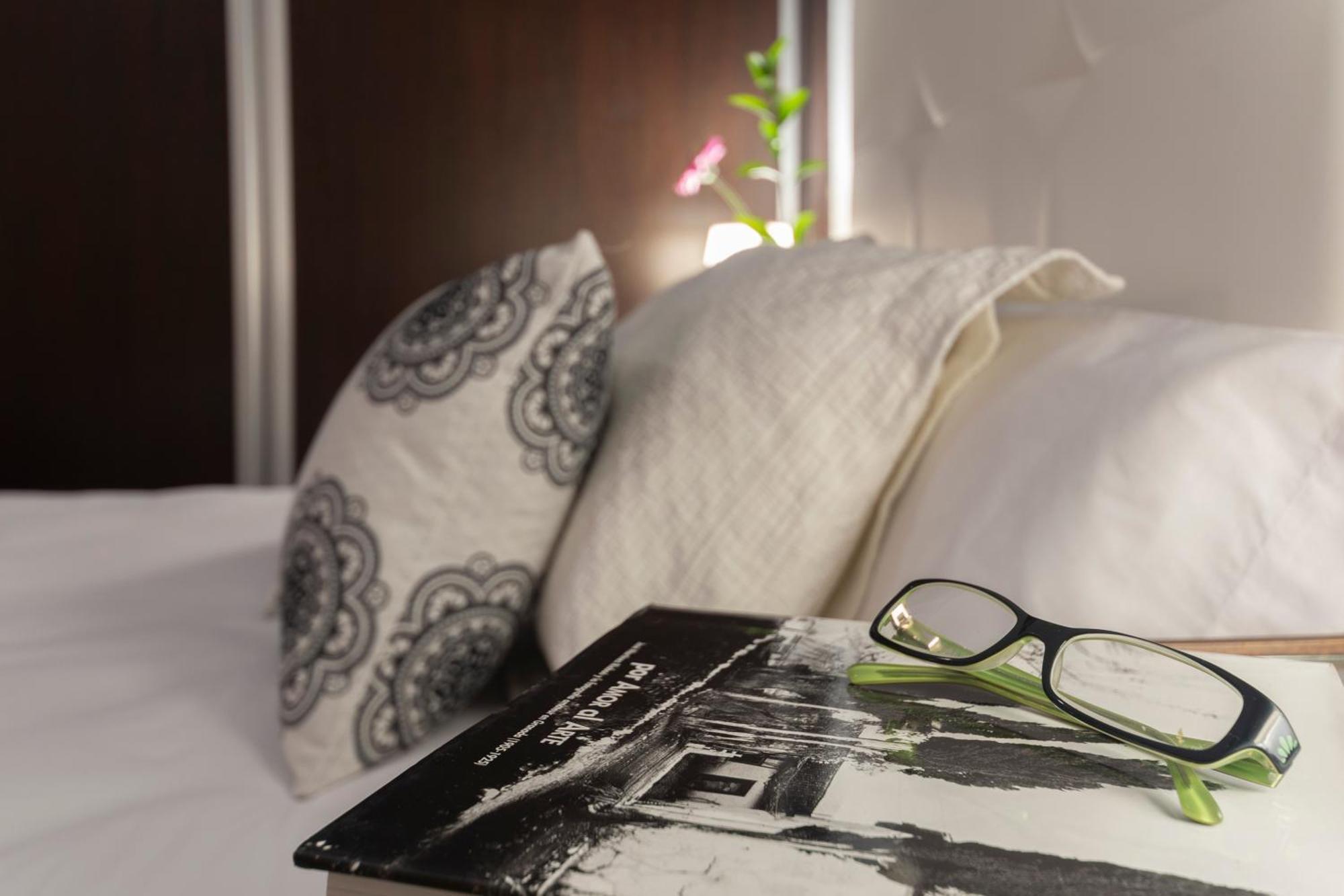 Apartamento Adultos Centro Nueva De La Virgen 2 Free Parking 格拉纳达 外观 照片